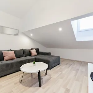 Apartment Grey Old Town, Zadar